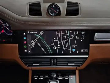 2022 Porsche Cayenne с пробегом 20 737 км