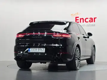 2023 Porsche Cayenne с пробегом 56 552 км