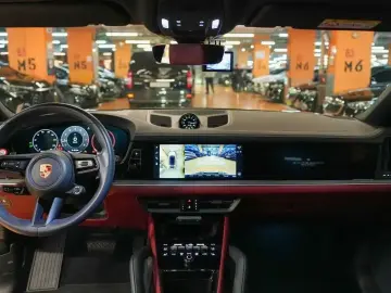 2023 Porsche Cayenne с пробегом 27 000 км