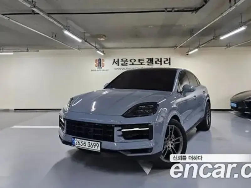 2023 Porsche Cayenne с пробегом 27 000 км