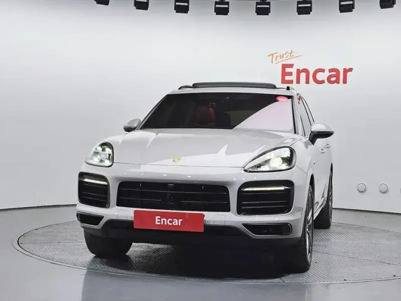 2023 Porsche Cayenne с пробегом 41 037 км