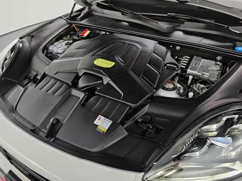 2023 Porsche Cayenne с пробегом 41 037 км
