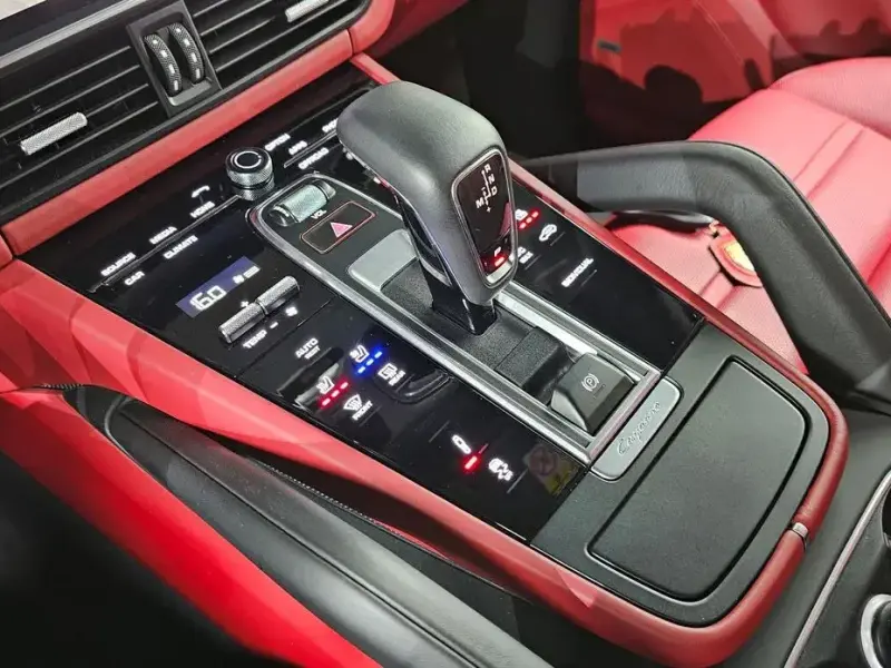 2023 Porsche Cayenne с пробегом 41 037 км