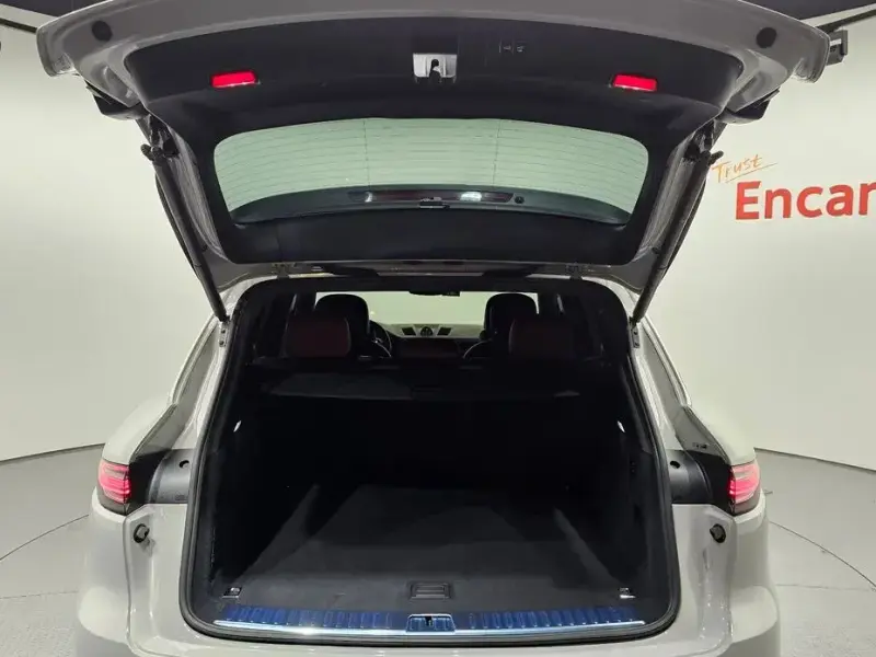 2023 Porsche Cayenne с пробегом 41 037 км