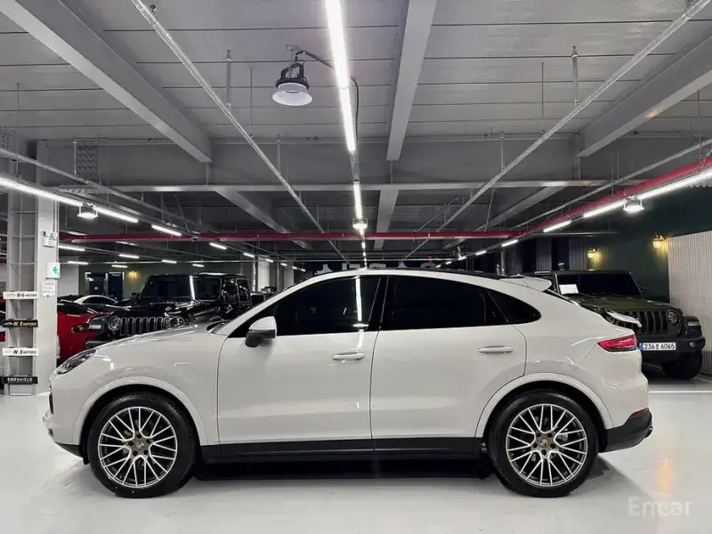 2022 Porsche Cayenne с пробегом 45 109 км