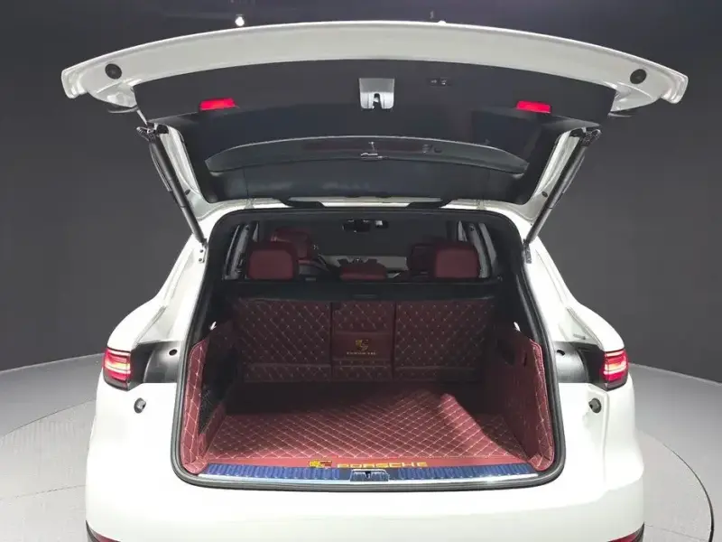 2022 Porsche Cayenne с пробегом 46 114 км