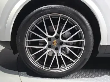 2022 Porsche Cayenne с пробегом 32 603 км