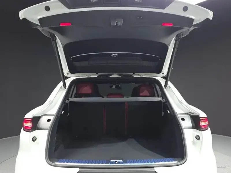 2022 Porsche Cayenne с пробегом 32 603 км