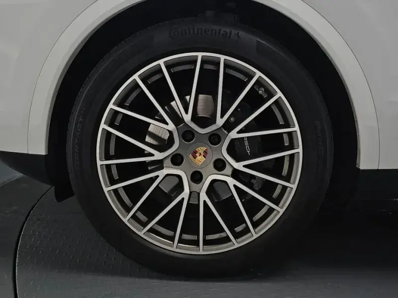 2023 Porsche Cayenne с пробегом 29 102 км