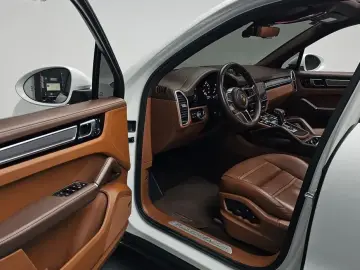 2023 Porsche Cayenne с пробегом 29 102 км