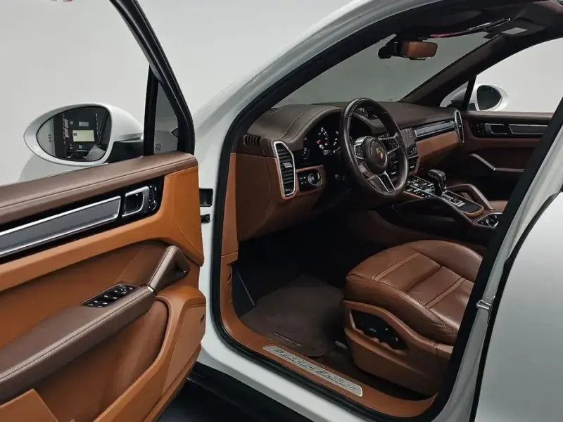 2023 Porsche Cayenne с пробегом 29 102 км