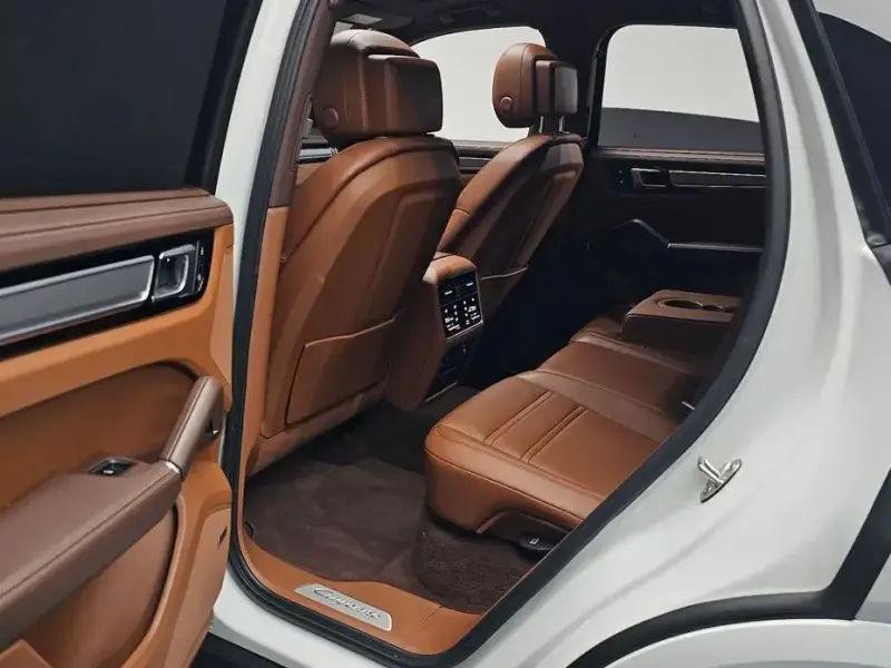 2023 Porsche Cayenne с пробегом 29 102 км