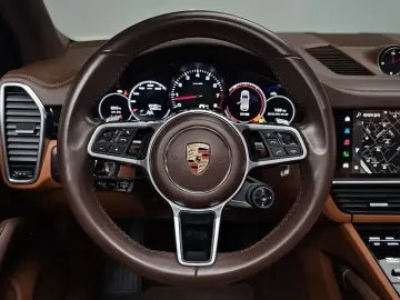 2023 Porsche Cayenne с пробегом 29 102 км