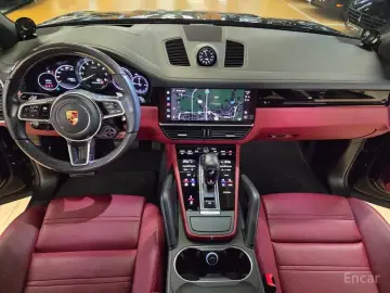 2022 Porsche Cayenne с пробегом 23 900 км