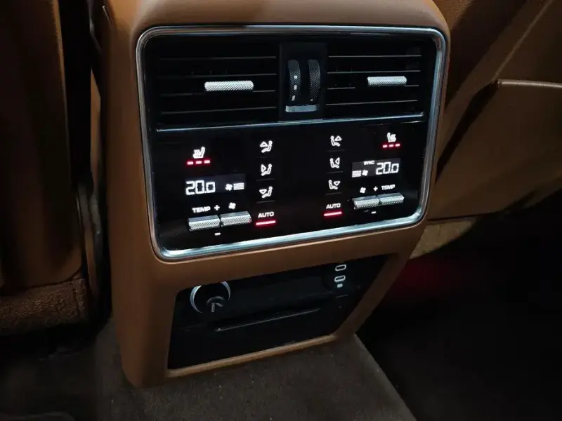 2023 Porsche Cayenne с пробегом 29 102 км