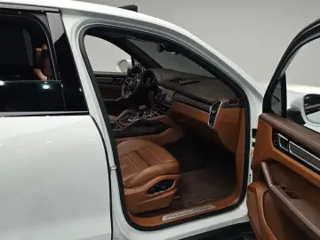 2023 Porsche Cayenne с пробегом 29 102 км