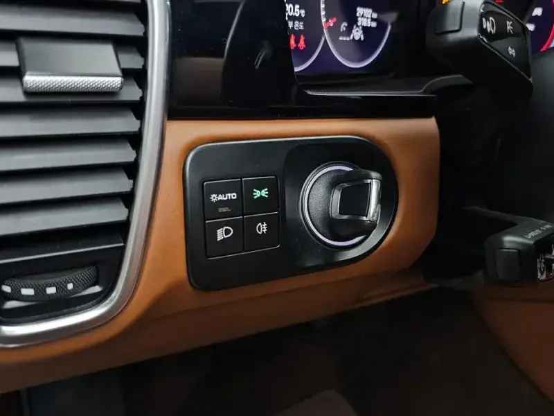 2023 Porsche Cayenne с пробегом 29 102 км