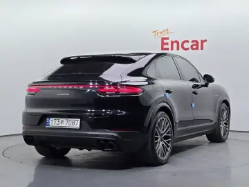2022 Porsche Cayenne с пробегом 37 406 км