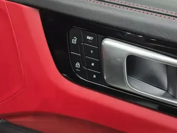2022 Porsche Cayenne с пробегом 37 406 км