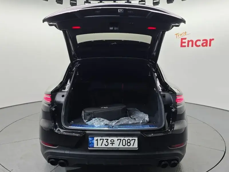 2022 Porsche Cayenne с пробегом 37 406 км