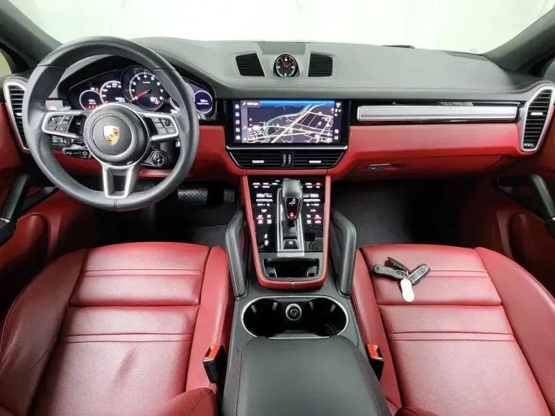2023 Porsche Cayenne с пробегом 45 628 км