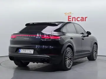 2022 Porsche Cayenne с пробегом 17 081 км