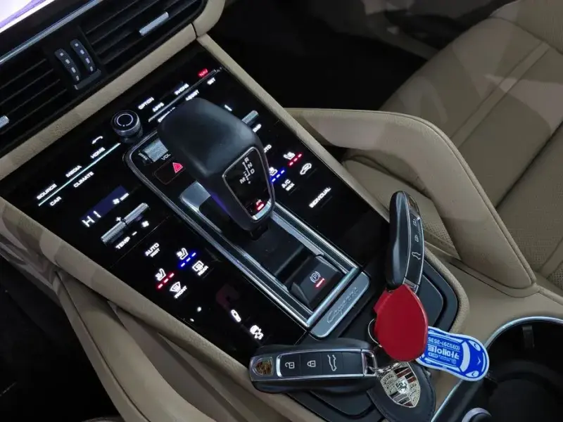 2022 Porsche Cayenne с пробегом 17 081 км