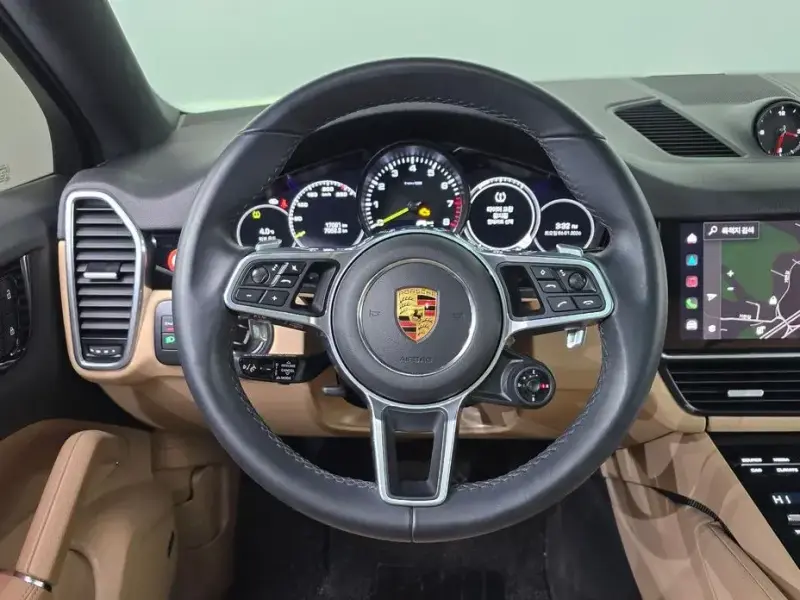 2022 Porsche Cayenne с пробегом 17 081 км