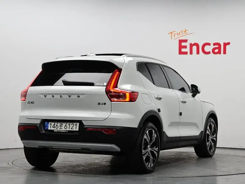 2021 Volvo XC40 с пробегом 39 468 км