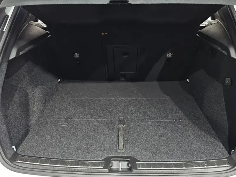 2021 Volvo XC40 с пробегом 39 468 км