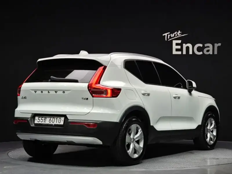 2018 Volvo XC40 с пробегом 64 179 км