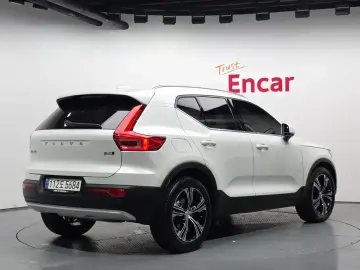 2021 Volvo XC40 с пробегом 46 410 км