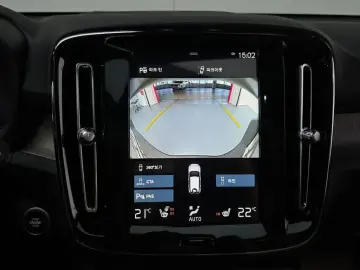 2021 Volvo XC40 с пробегом 46 410 км