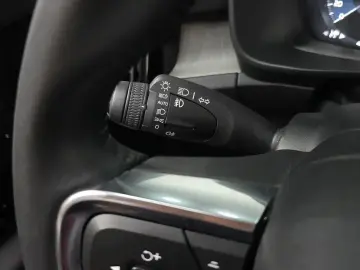 2021 Volvo XC40 с пробегом 46 410 км