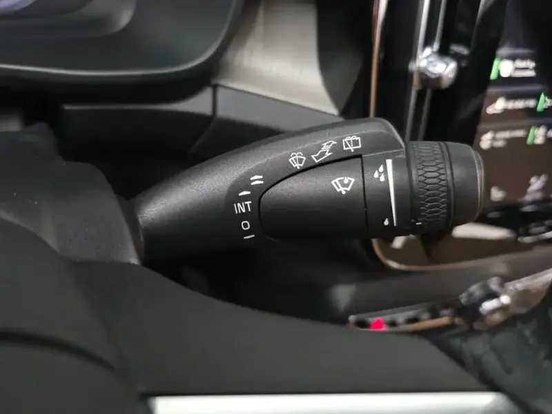 2021 Volvo XC40 с пробегом 46 410 км