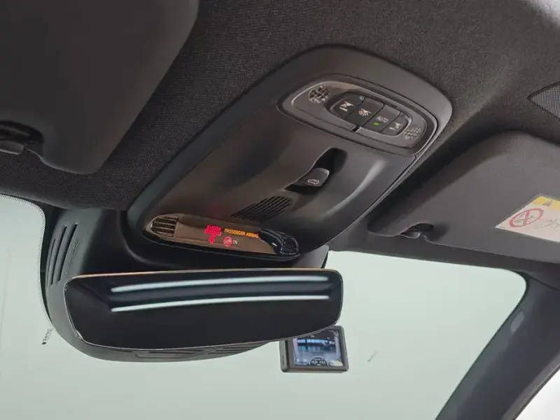 2021 Volvo XC40 с пробегом 46 410 км