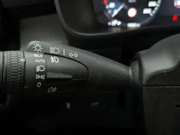 2021 Volvo XC40 с пробегом 74 360 км