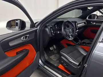 2019 Volvo XC40 с пробегом 127 235 км