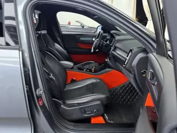 2019 Volvo XC40 с пробегом 127 235 км