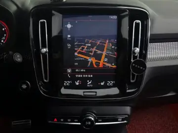 2019 Volvo XC40 с пробегом 94 390 км