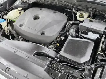2020 Volvo XC40 с пробегом 81 210 км