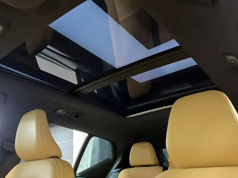 2021 Volvo XC40 с пробегом 76 781 км