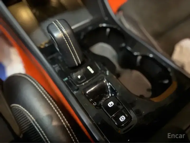 2018 Volvo XC40 с пробегом 118 465 км
