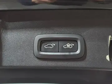 2021 Volvo XC40 с пробегом 32 479 км