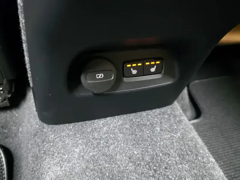 2021 Volvo XC40 с пробегом 7 518 км