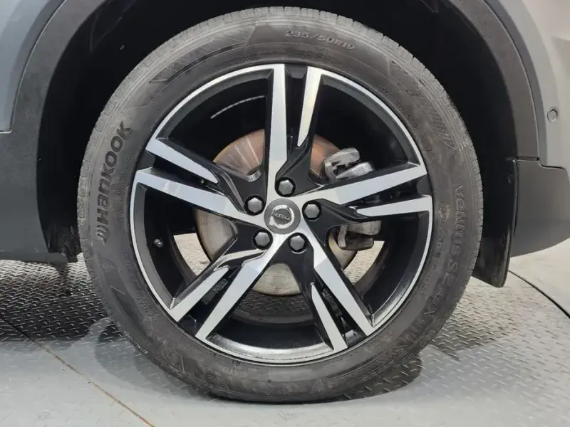 2018 Volvo XC40 с пробегом 95 802 км