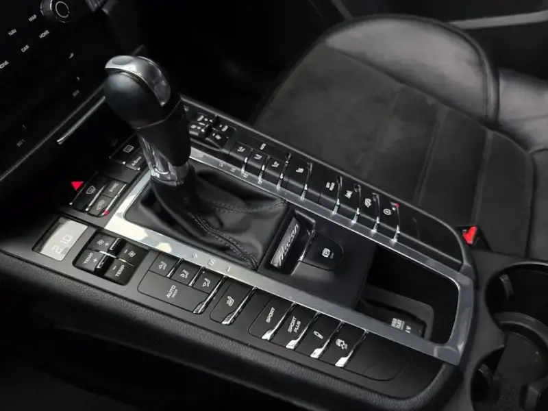 2018 Porsche Macan с пробегом 28 186 км