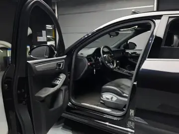 2018 Porsche Macan с пробегом 28 186 км
