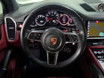 2020 Porsche Cayenne с пробегом 57 441 км