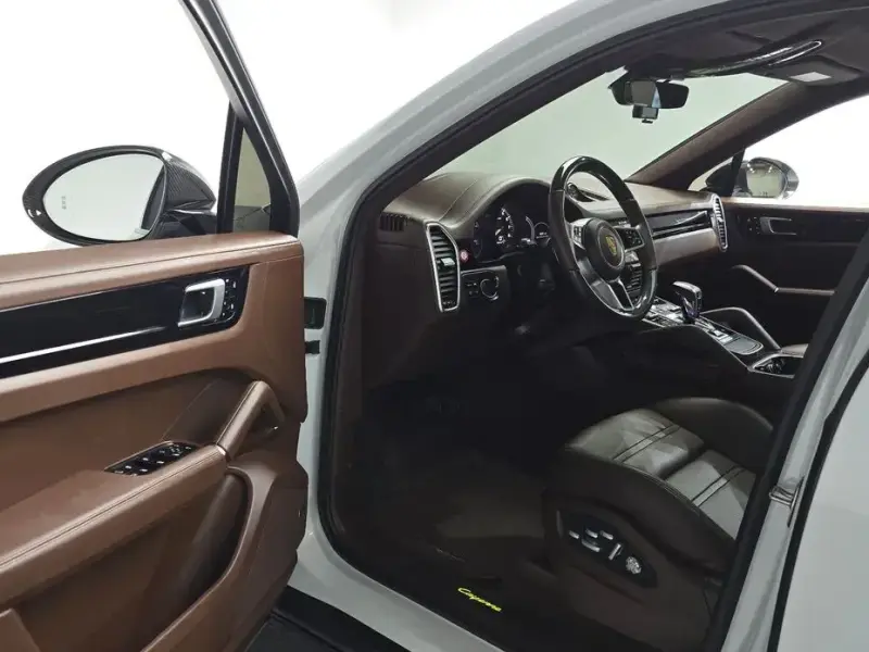 2021 Porsche Cayenne с пробегом 48 867 км